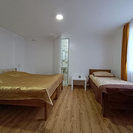 Guesthouse Mery Kobuleti Luaran gambar