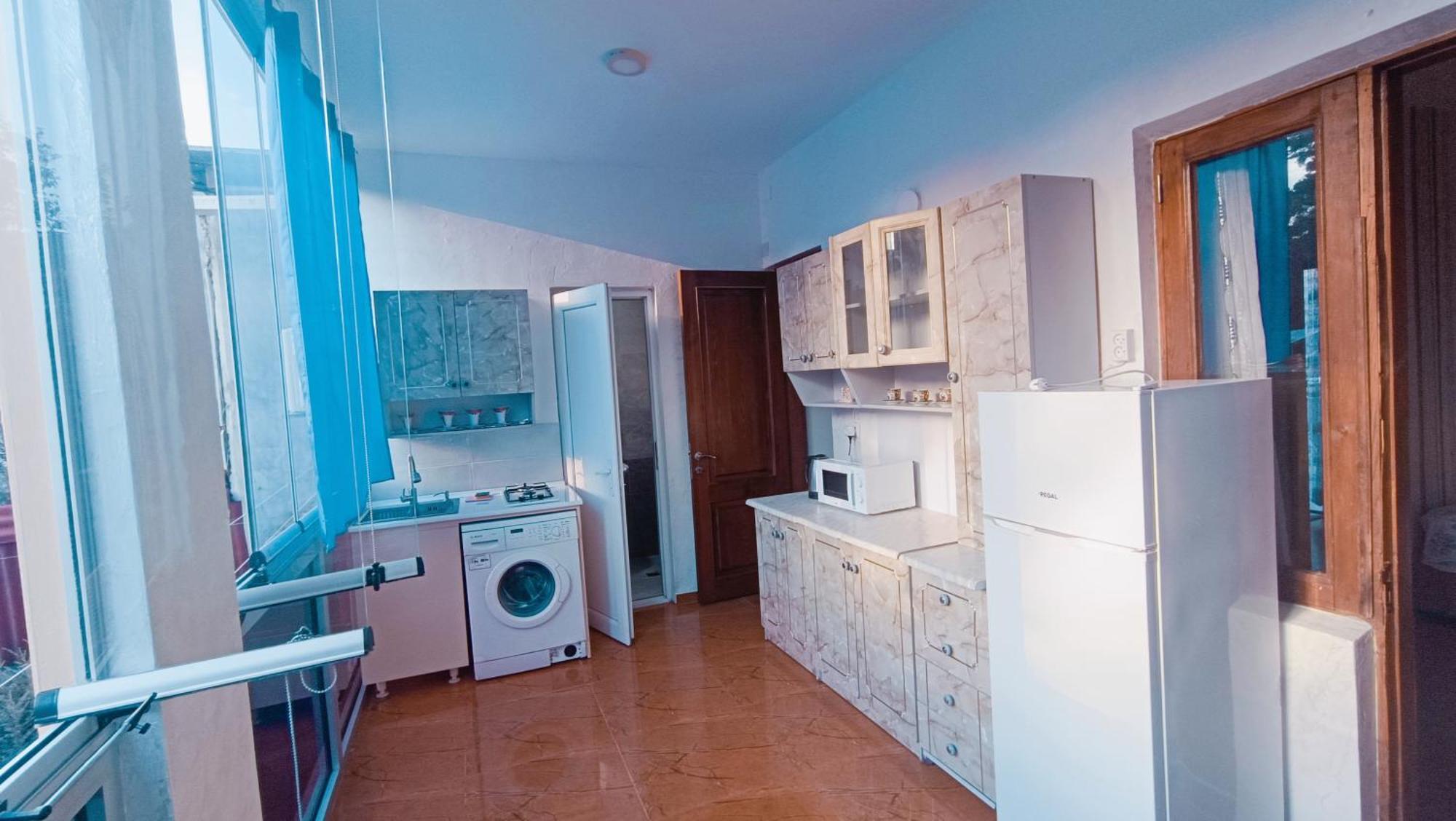 Guesthouse Mery Kobuleti Luaran gambar